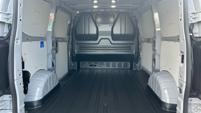 Ford Transit Custom 320 L1 Diesel Awd 2.0 EcoBlue 170ps H1 Van Sport Auto - Image 12